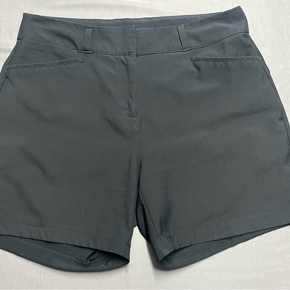 adidas Women's Prime Green Golf Shorts Size 6